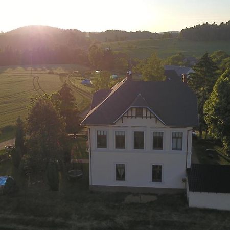 Sulcburg Apartment Cetenov ภายนอก รูปภาพ