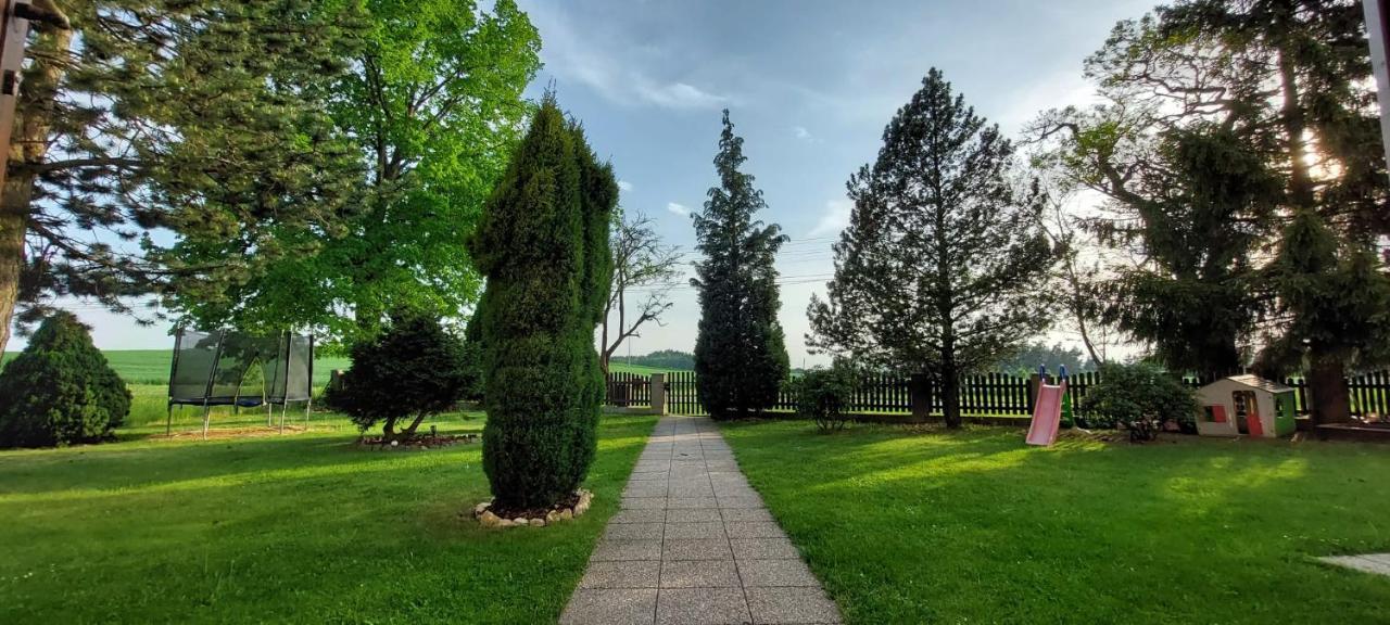 Sulcburg Apartment Cetenov ภายนอก รูปภาพ
