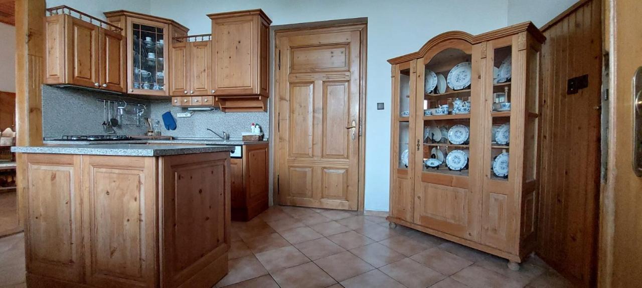 Sulcburg Apartment Cetenov ภายนอก รูปภาพ